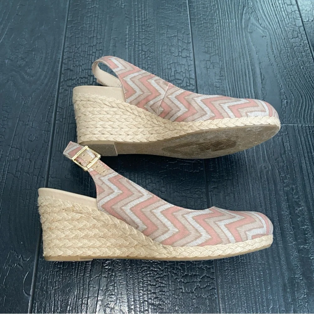 VIONIC CORALINA ESPADRILLE WEDGE‎ SLINGBACK SANDALS-SIZE 7.5 Multi Chevron